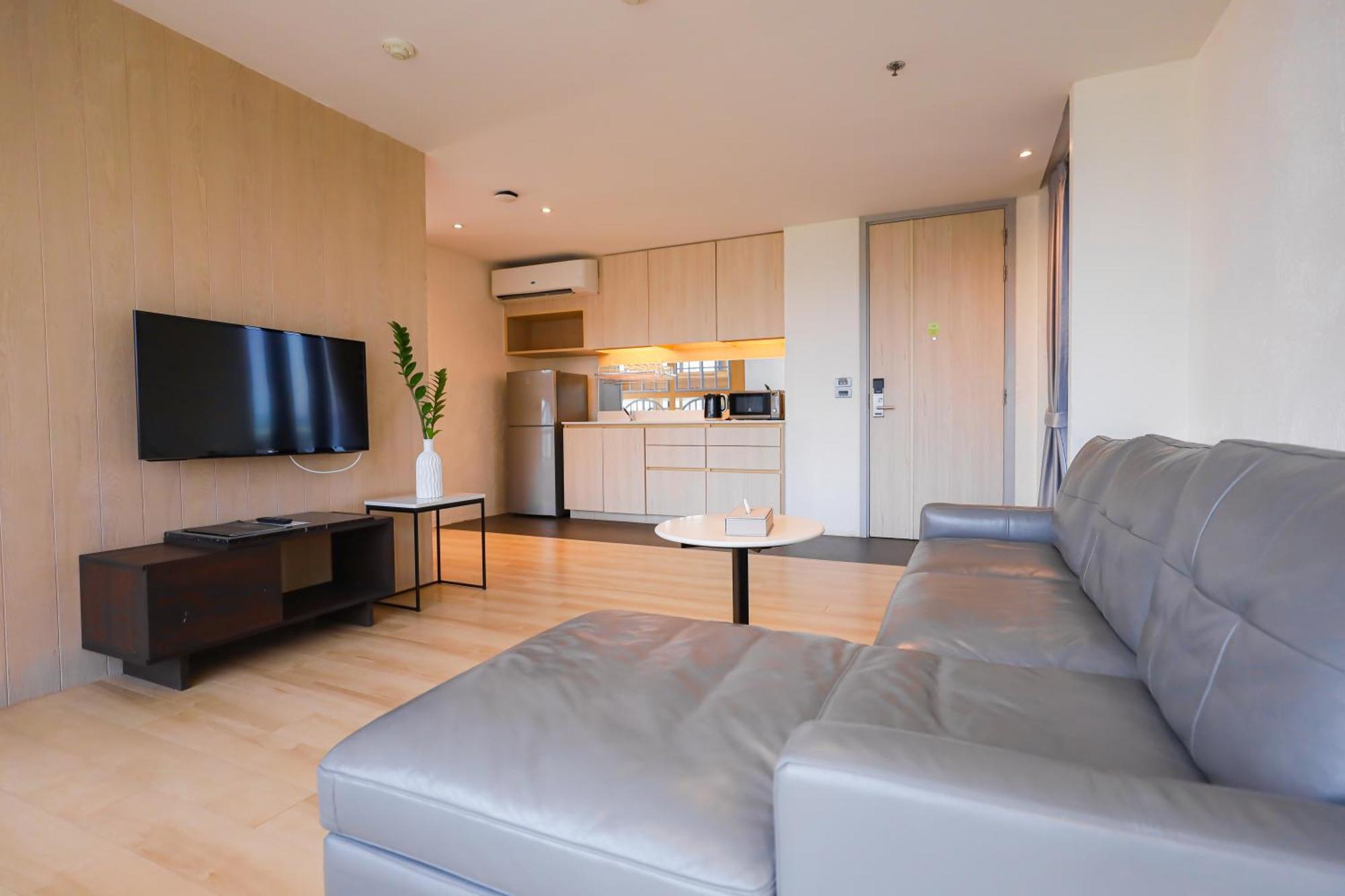 Balcony Seaside Sriracha Hotel & Serviced Apartments Si Racha Luaran gambar
