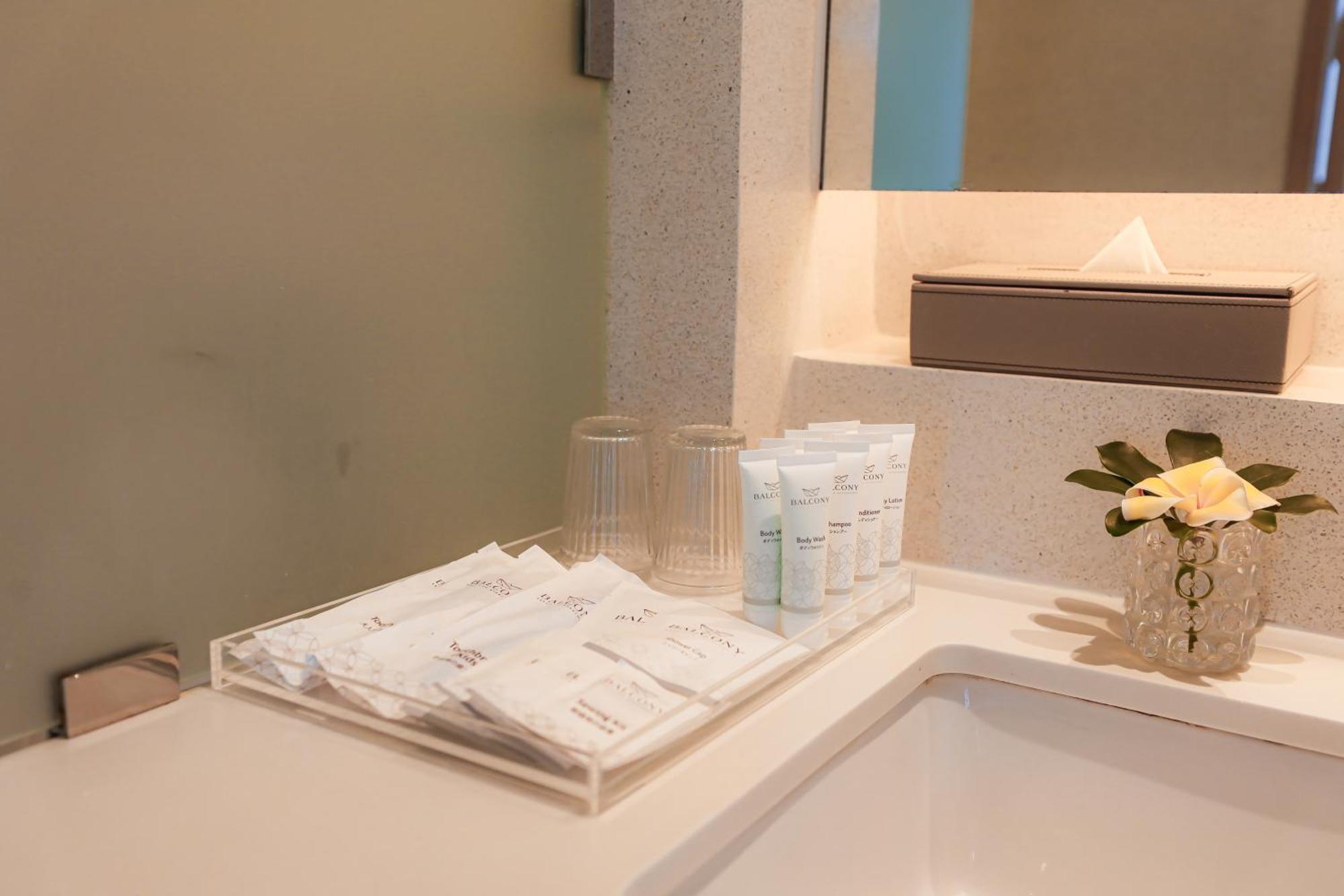 Balcony Seaside Sriracha Hotel & Serviced Apartments Si Racha Luaran gambar