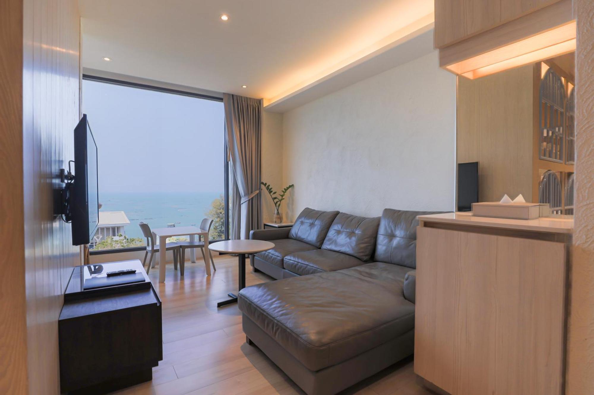 Balcony Seaside Sriracha Hotel & Serviced Apartments Si Racha Luaran gambar