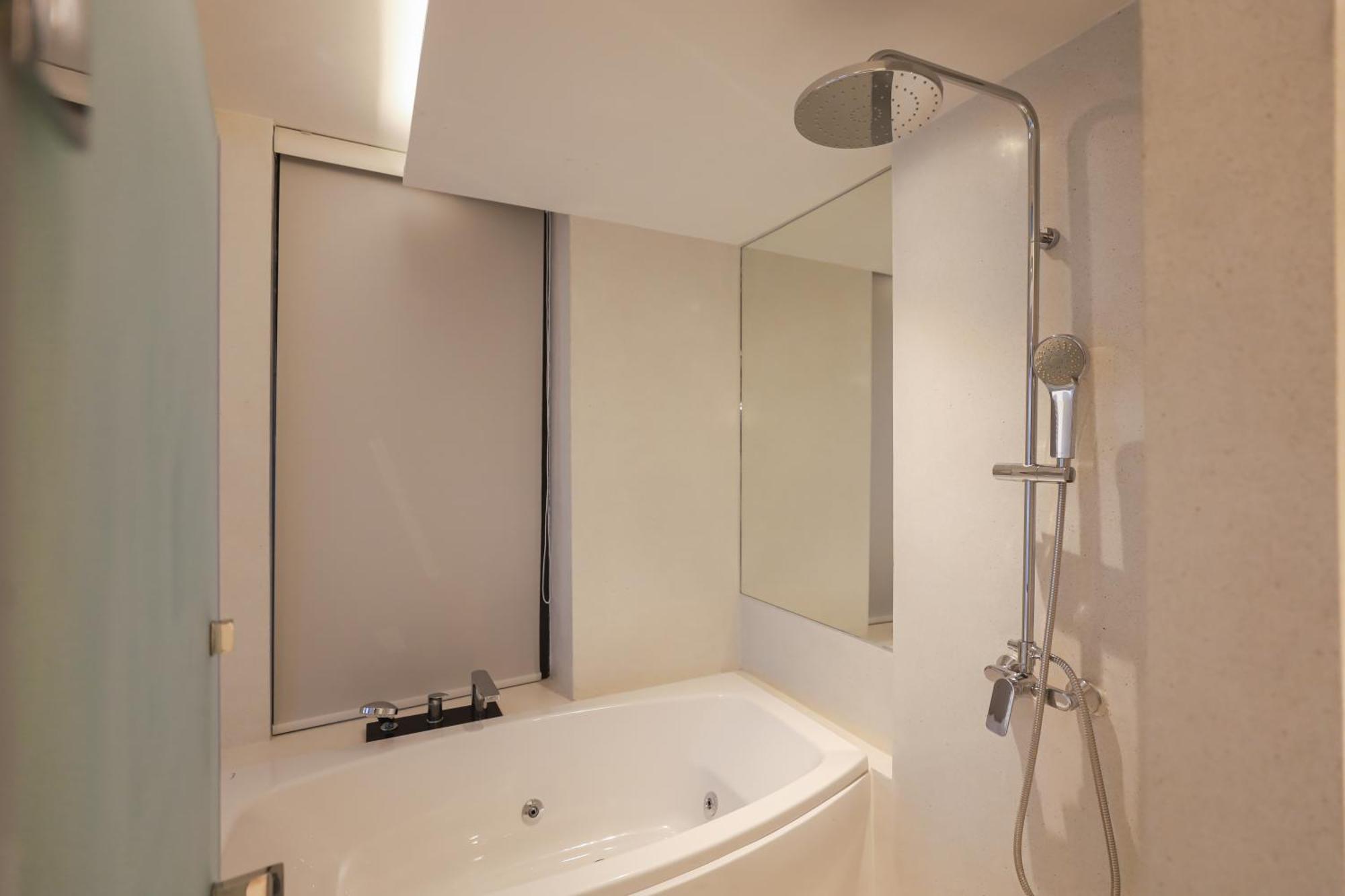 Balcony Seaside Sriracha Hotel & Serviced Apartments Si Racha Luaran gambar