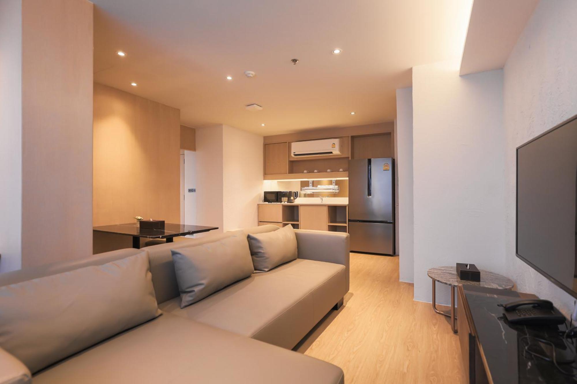 Balcony Seaside Sriracha Hotel & Serviced Apartments Si Racha Luaran gambar