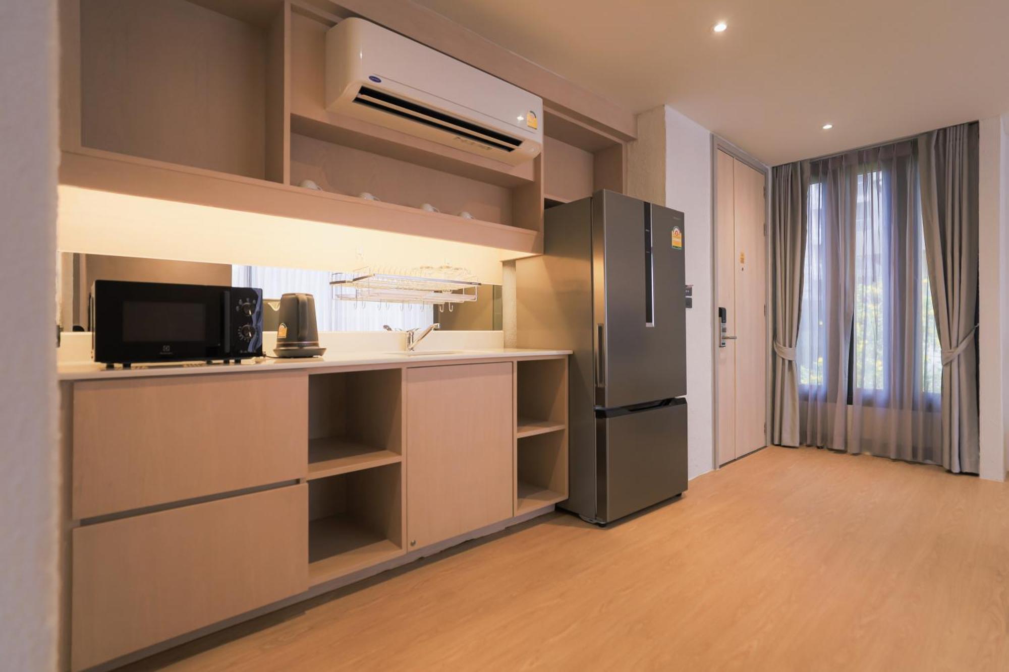 Balcony Seaside Sriracha Hotel & Serviced Apartments Si Racha Luaran gambar